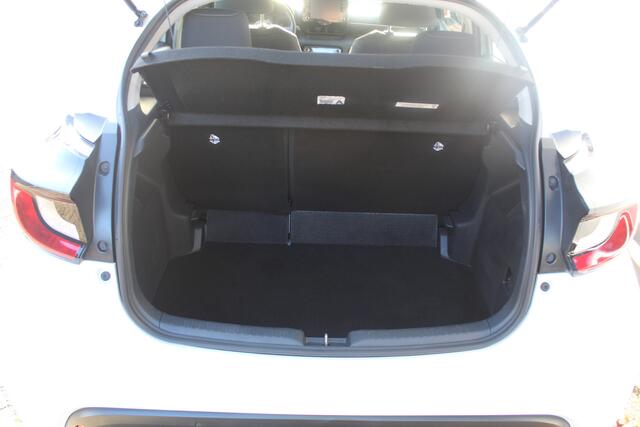 Mazda 2 Hybrid 1.5 Agile Apple Carplay/ Android auto l Keyless l Automaat l Cruise control l Stuur- en Stoelverwarming