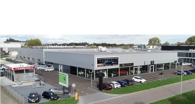 Mazda 2 1.5 Skyactiv-G Sport Selected NAVI CAMERA CRUISE + CLIMATE CONTR