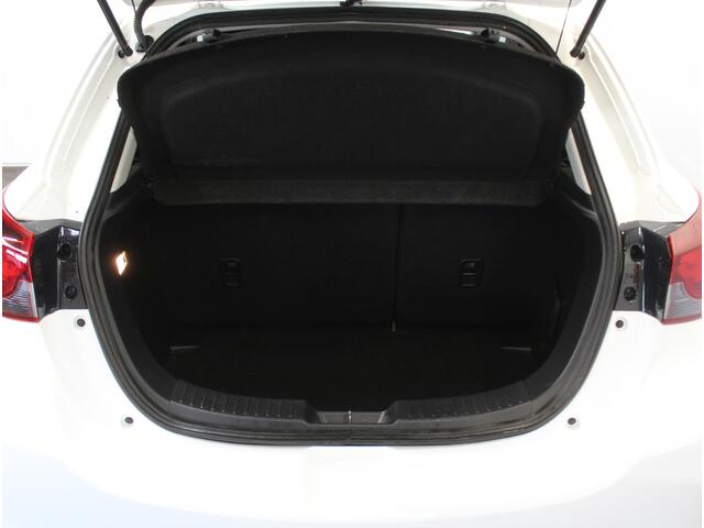 Mazda 2 1.5 Skyactiv-G Style Selected CARPLAY | AIRCO | CRUISE | DAB | LMV16 | CAMERA | LED