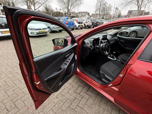 Mazda 2 1.5 Skyactiv-G Sport Selected / Airco/ Navigatie/ Cruise/ Camera/ LMV/ Led/ Trekhaak