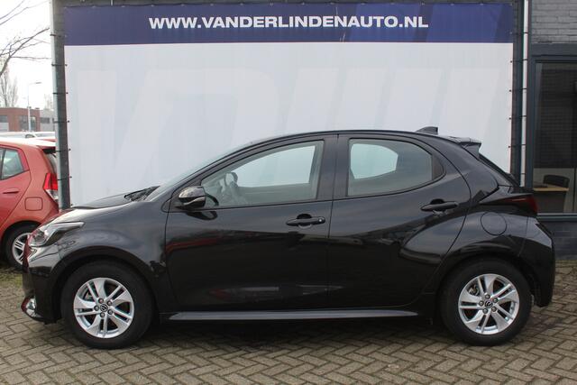 Mazda 2 Hybrid Toyota Yaris Hybrid 1.5 Stuur- en Stoelverwarming l Apple Carplay/ Android auto l Keyless l Automaat l Parkeercamera l Cruise control l