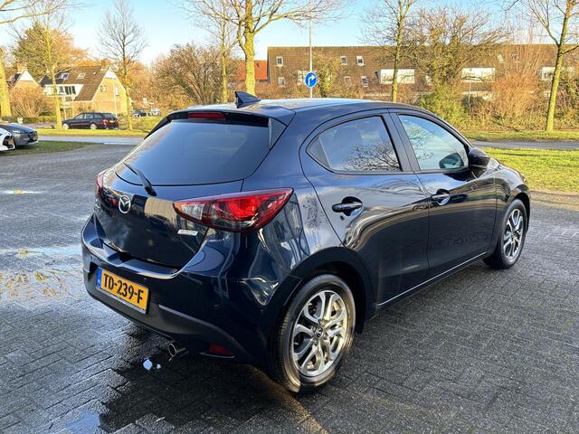 Mazda 2 1.5 Skyactiv-G GT-Luxury NL-Auto, Dealer Ondh. Automaat, Navigatie, Apple Carplay / Android Auto, A.Rij-camera, Parkeersensoren vóór, Stoelverwarming, Cruise Controle, Keyless.