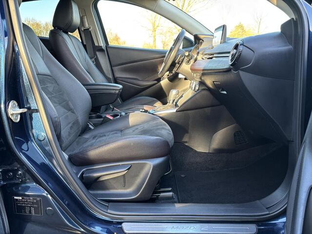 Mazda 2 1.5 Skyactiv-G GT-Luxury NL-Auto, Dealer Ondh. Automaat, Navigatie, Apple Carplay / Android Auto, A.Rij-camera, Parkeersensoren vóór, Stoelverwarming, Cruise Controle, Keyless.