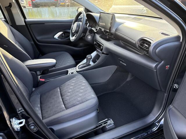 Mazda 2 Hybrid 1.5 Centre-line | Diverse kleuren en uitvoeringen uit voorraad leverbaar |