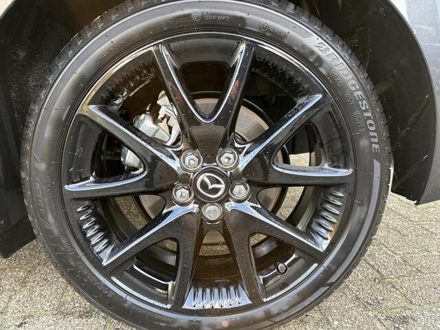 Mazda 2 Hybrid 1.5 Homura Plus NL-Auto, Navigatie, Apple Carplay /Android auto, 17 inch LM Black, Cruise Controle Ad., Panorama dak, A.Rij-Camera, Keyless Entry/Start, Draadloos tel. laden