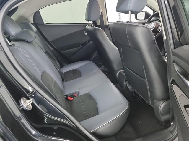 Mazda 2 1.5 Skyactiv-G Signature 1e-Eig & Dealer-Onderh. BOVAG-Garantie. NL-Auto