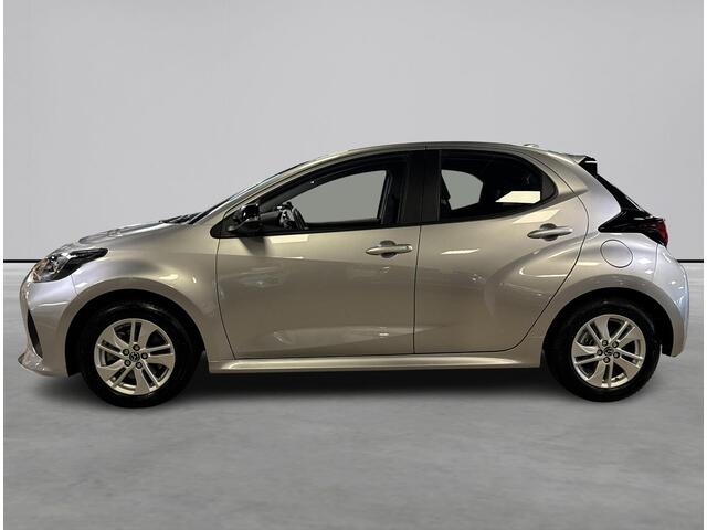Mazda 2 Hybrid 1.5 Centre-line