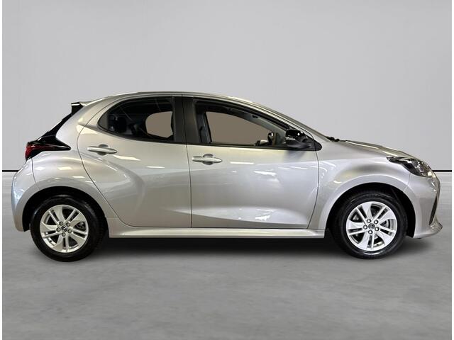 Mazda 2 Hybrid 1.5 Centre-line