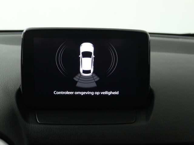 Mazda 2 1.5 Skyactiv-G Luxury | Navigatie | Stoel- / stuurverwarming |