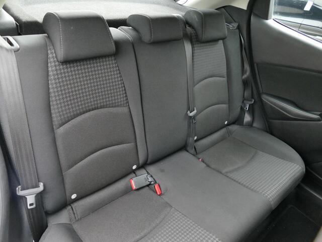 Mazda 2 1.5 Skyactiv-G Dynamic+ | Navigatie | Trekaak | All-Season Banden | RIJKLAARPRIJS!