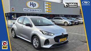 mazda-2-hybrid-1.5-centre-line