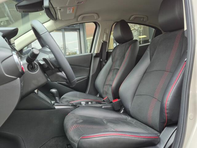 Mazda 2 SKYACTIV-G 1.5 90 6AT HOMURA AKA / Carplay