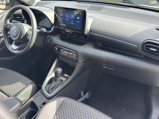 Mazda 2 Hybrid 1.5 Homura 1e Eig., NL-Auto, Apple Carplay/ Android Auto, A-Rij-Camera, Parkeerhulp vóór, Key-Less, Trekhaak, Stoelverwarming , Stuurverwarming, LM Black.