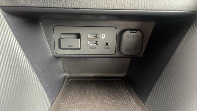 Mazda 2 1.5 Skyact-G Luxury Navi PDC, Stoelverw, cruise