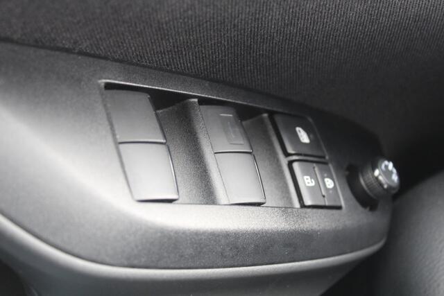 Mazda 2 Hybrid 1.5 Centre-line Stuur- en Stoelverwarming l Apple Carplay/ Android auto l Keyless l Automaat l Parkeercamera l Adaptief Cruise control l