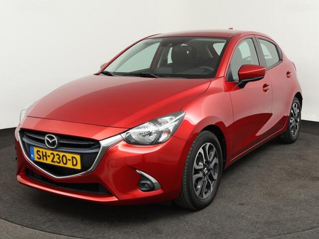 Mazda 2 1.5 Dynamic NAVI LMV PDC TREKHAAK