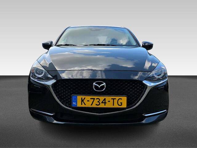 Mazda 2 1.5 Skyactiv-G Luxury | Stoel/Stuurverwarming | Headup display | Achteruitrijcamera | Cruisecontrol | Carplay/Androidauto |