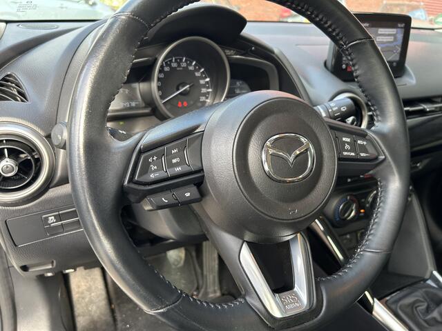 Mazda 2 1.5 Skyactiv-G Comfort // LED // NAVI + CARPLAY // PDC // CRUISE // STOELVERWARMING