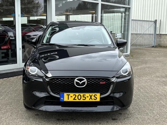 Mazda 2 1.5 e-SkyActiv-G 90 Homura NL-Auto, 1e Eig., Dealer Ondh., Apple Carplay / Android Auto, Cruise Controle, A. Rij-Camera, Stoel verw., StuurverW., Lichtmetaal Black.