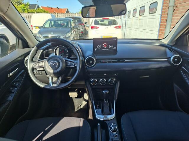 Mazda 2 1.5 SKYACT-G LUXURY / automaat / 16 inch alu / Head-up display