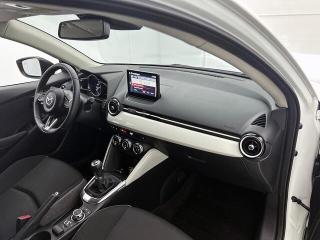 Mazda 2 1.5 Skyactiv-G Sportive | Stuur-/Stoelverwarming | Climate Control | Camera | Parkeersensoren |