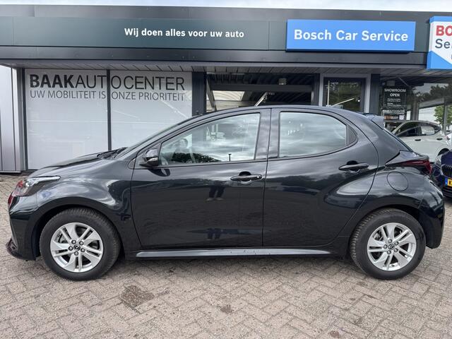 Mazda 2 Hybrid 1.5 Centre-line