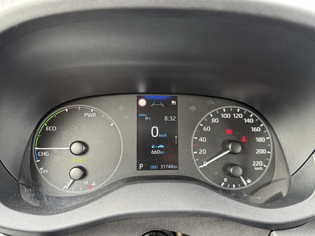Mazda 2 Hybrid 1.5 Centre-line