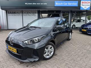 mazda-2-hybrid-1.5-centre-line