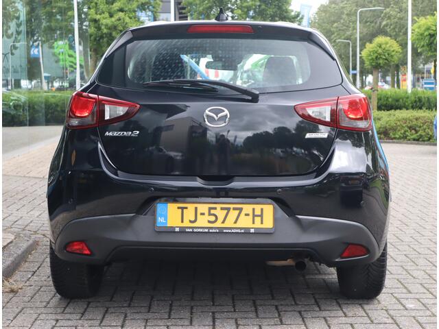 Mazda 2 1.5 Skyactiv-G Dynamic+ Navi / Pdc / Elekramen / Airco / Lm velgen 16'' Goed onderhouden / All season banden