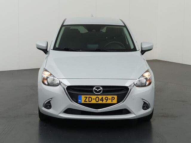 Mazda 2 1.5 Skyactiv-G Sport Selected | Navigatie | Cruise Control | Camera | Privacy Glas | DAB | Airconditioning | LED |