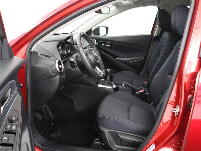 Mazda 2 1.5 Skyactiv-G Luxury | Stoel en stuurverwarming | Cruise control | Parkeersensoren | DAB | LM| Stoel en stuurverwarming | Cruise control | Parkeersensoren | DAB | LM