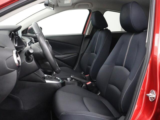 Mazda 2 1.5 Skyactiv-G Luxury | Stoel en stuurverwarming | Cruise control | Parkeersensoren | DAB | LM| Stoel en stuurverwarming | Cruise control | Parkeersensoren | DAB | LM