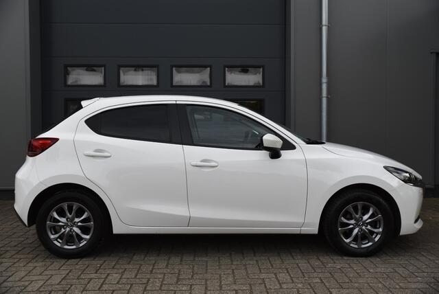 Mazda 2 1.5 SkyActiv-G 90 Exclusive-Line 5 Stuks Totaal
