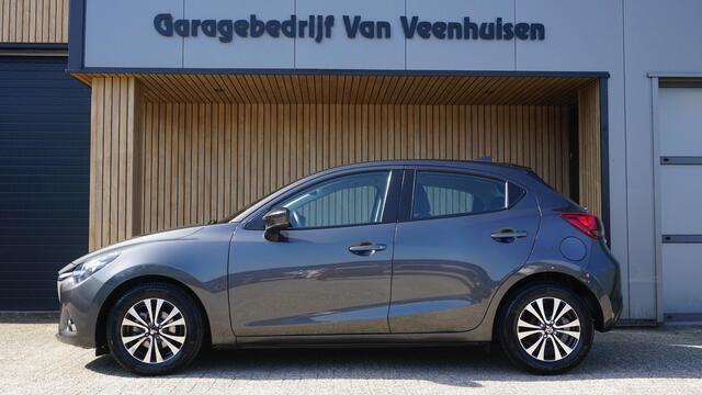 Mazda 2 1.5 Skyactiv-G 90pk Dynamic 5Drs Navi 15inch LM Airco Cruise Control *NL auto* 93267km!