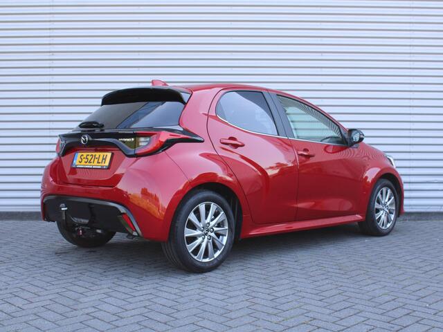 Mazda 2 Hybrid 1.5 Select | Trekhaak | Stuur-/stoelverwarming | Camera | HUD | Inductielader | Dodehoek detectie | Cruise adapt. | Clima | 16" LM |
