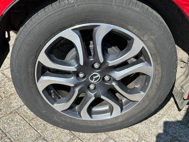 Mazda 2 1.5 Skyactiv-G Dynamic | NAVI | STOELVERWARMING | PDC | CRUISE CONTROL | LMV 16'' |