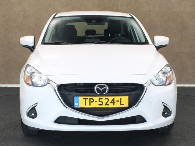 Mazda 2 1.5 Skyactiv-G Dynamic+ - ORIGINEEL NEDERLANDSE AUTO - AFKOMSTIG VAN EERST EIGENAAR - 100% ONDERHOUDEN - PARKEERSENSOREN ACHTER - NAVIGATIE - AIRCO
