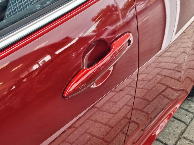 Mazda 2 Hybrid 1.5 Select | Apple Carplay/Android Auto | Stoel/stuurverwarming | Achteruitrijcamera | Lichtmetalen velgen | Climate control |