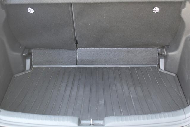 Mazda 2 Hybrid 1.5 Exclusive-line stuur verwarmd l Voorstoelen verwarmd l airco automatisch l Apple Carplay/Android Auto