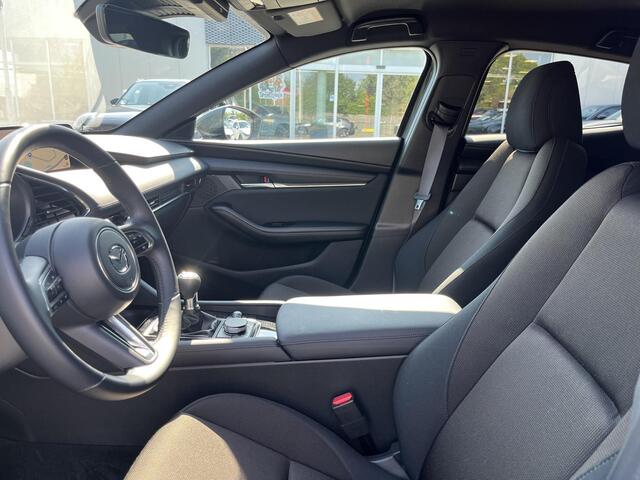 Mazda 3 2.0 e-SkyActiv-G M Hybrid 150 Homura | Ap­ple Car­Play & An­droid Auto(TM) | Camera | Radar-cruise |