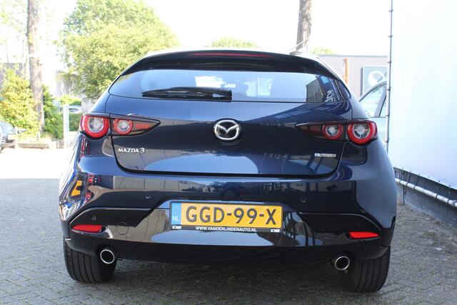 Mazda 3 2.0 e-SkyActiv-G M Hybrid 122 Airco, PDC achter, navigatie, AppleCarPlay/AndroidAuto, head-up display,