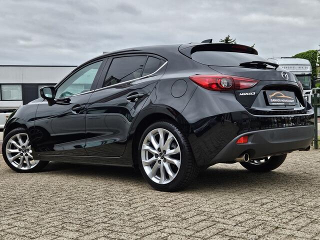 Mazda 3 2.0 SkyActiv-G 120 GT-M CRUISE CONTROL|ECC/AIRCO|PDC|BLUE TOOTH TELEFONIE|18 INCH Maandag tot Vrijdag geopend van 09.00 tot 20.00 uur en Zaterdag van 09.00 tot 18.00 uur