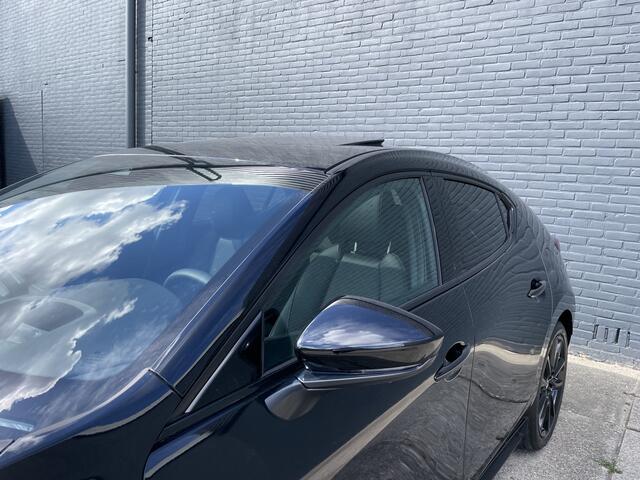Mazda 3 2.0 e-SkyActiv-X M Hybrid 186 Exclusive-line