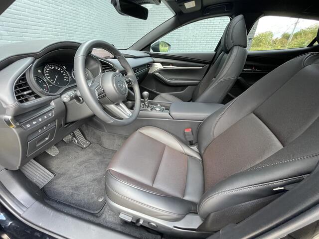 Mazda 3 2.0 e-SkyActiv-X M Hybrid 186 Exclusive-line