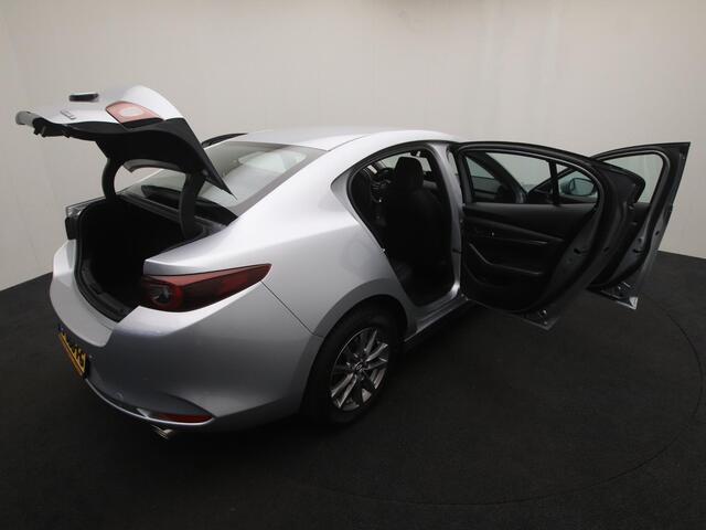 Mazda 3 2.0 e-SkyActiv-X Comfort met leer pakket automaat : dealer onderhouden