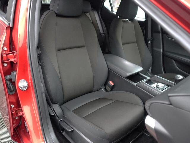 Mazda 3 2.0 e-SkyActiv-X M Hybrid 180 Park Assist, Xenon Led, Navi, Keyless, Virtual Cockpit, Clima, Cruise
