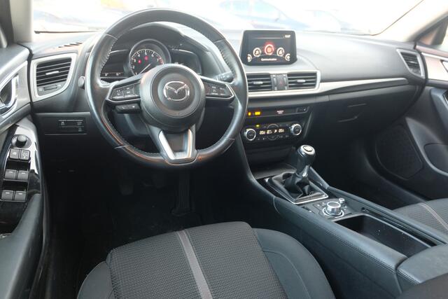 Mazda 3 BWJ 2019 2.0 SkyActiv-G 120 PK SkyLease+ XENON / NAVI / CLIMA / CRUISE / CAMERA / LMV / PDC / HEADUP DISPLAY