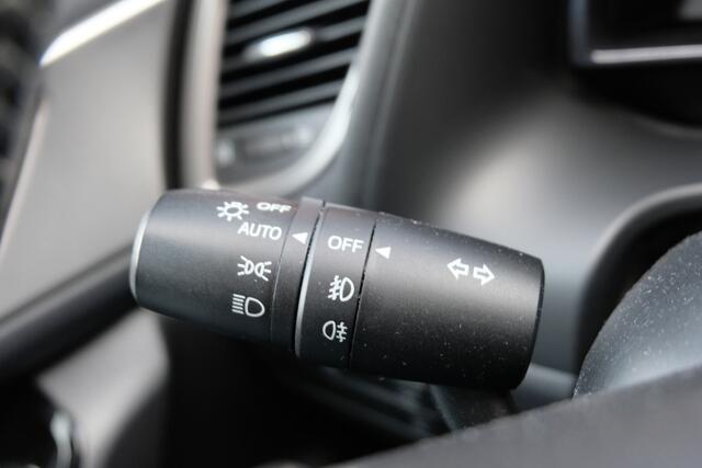 Mazda 3 BWJ 2019 2.0 SkyActiv-G 120 PK SkyLease+ XENON / NAVI / CLIMA / CRUISE / CAMERA / LMV / PDC / HEADUP DISPLAY