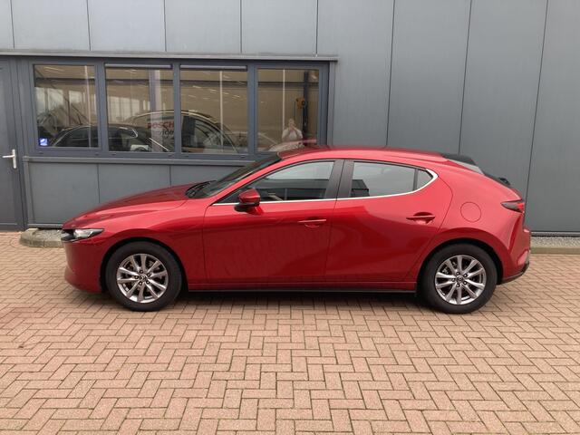 Mazda 3 2.0 M Hybrid 180pk Comfort met Bose LEDER/KEYLESS/CAMERA/CARPLAY/PDC/AFN.TREKHAAK
