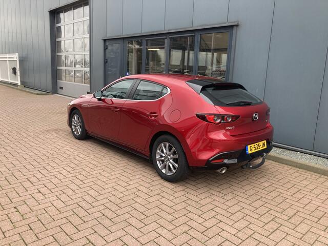 Mazda 3 2.0 M Hybrid 180pk Comfort met Bose LEDER/KEYLESS/CAMERA/CARPLAY/PDC/AFN.TREKHAAK
